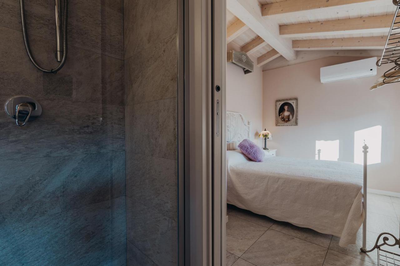 Hotel Le Due Dame Manerba del Garda Esterno foto
